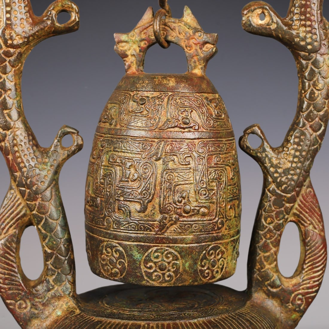 An Exquisite Bronze Dragon Pattern Ornament - 3