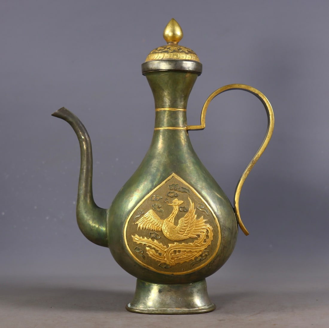 An Exquisite Gilt Bronze Phoenix Pattern Ewer (1 of 9)