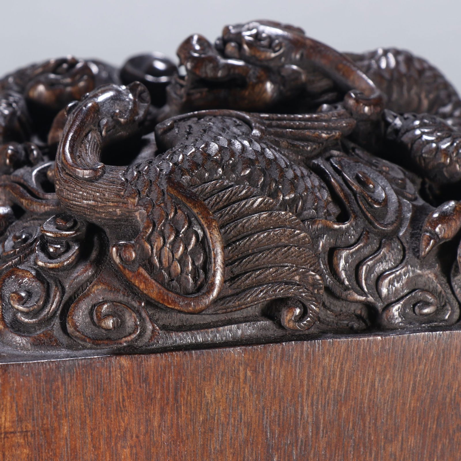 An Exquisite Eaglewood Dragon Pattern Seal - 4