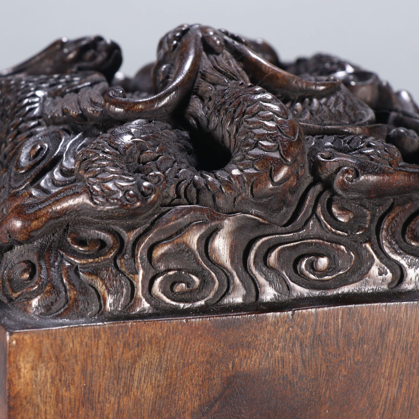 An Exquisite Eaglewood Dragon Pattern Seal - 6