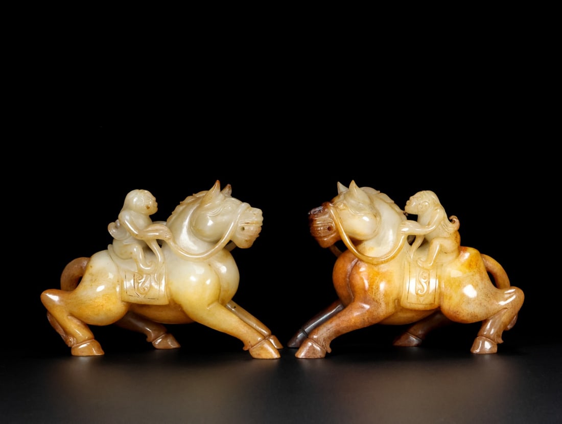 A Pair of Exquisite White Jade Figure Riding Horse Ornament: A Pair of Exquisite White Jade Figure Riding Horse Ornament Han Dynasty, China Size:14.5cmx4.9cmx10.3cm Weight:1.24kg (The Dimensions Of All Batches Are Manually Measured.If You Need More Detailed