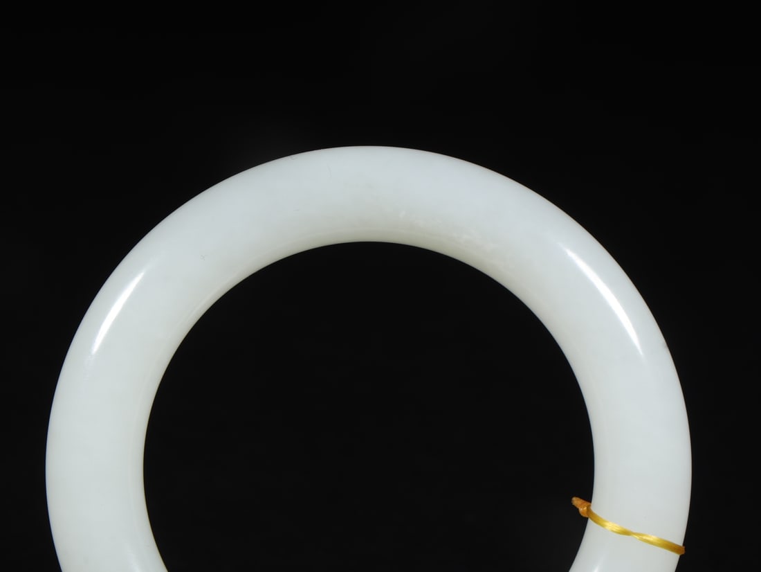 An Exquisite White Jade Bracelets - 4