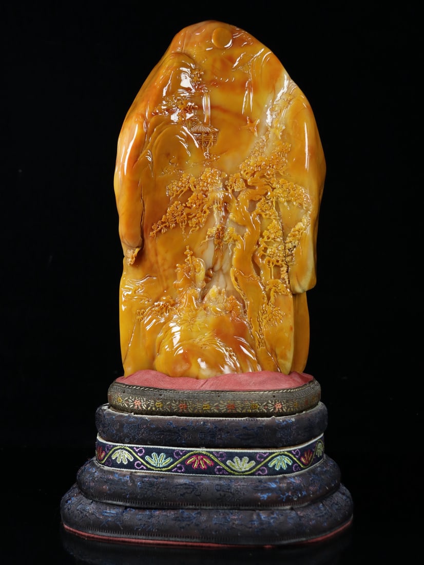 An Exquisite Tianhuang Stone Landscape and Figure Pattern Ornament: An Exquisite Tianhuang Stone Landscape and Figure Pattern Ornament Qing Dynasty, China Size:36cmx18cmx15cm Weight:4.82kg (The Dimensions Of All Batches Are Manually Measured.If You Need More