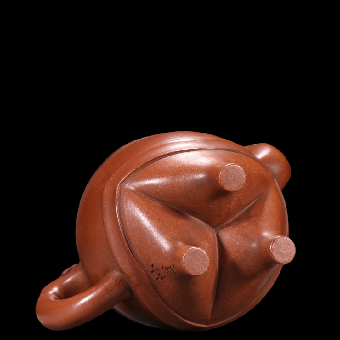 An Exquisite Purple Sands Ewer - 9