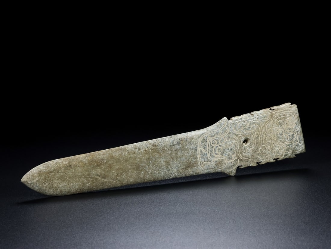 An Exquisite White Jade Dragon Pattern Knife - 4