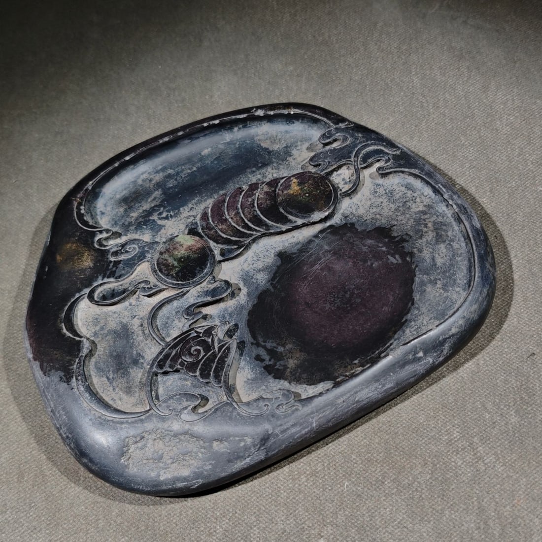 An Exquisite Auspicious Cloud Pattern Bats Pattern with poem Inkstone - 3