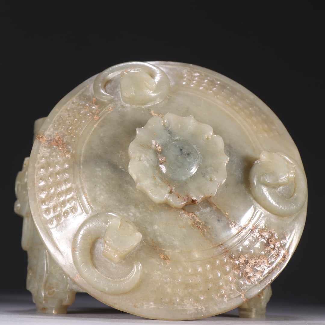 An Exquisite White Jade Chi-Dragon Pattern Beast-Face Pattern Censer - 3