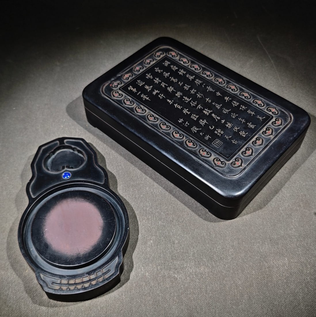 An Exquisite with poem Inkstone: An Exquisite with poem Inkstone Bi ruan Size:27cmx18.3cmx4.8cm (The Dimensions Of All Batches Are Manually Measured.If You Need More Detailed Information, Please Contact Our Customer Service Before