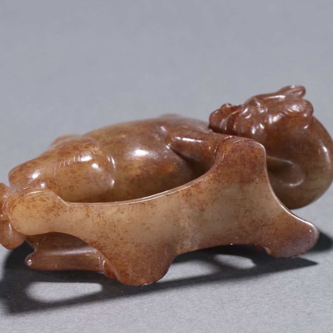 An Exquisite White Jade Camel Ornament - 9