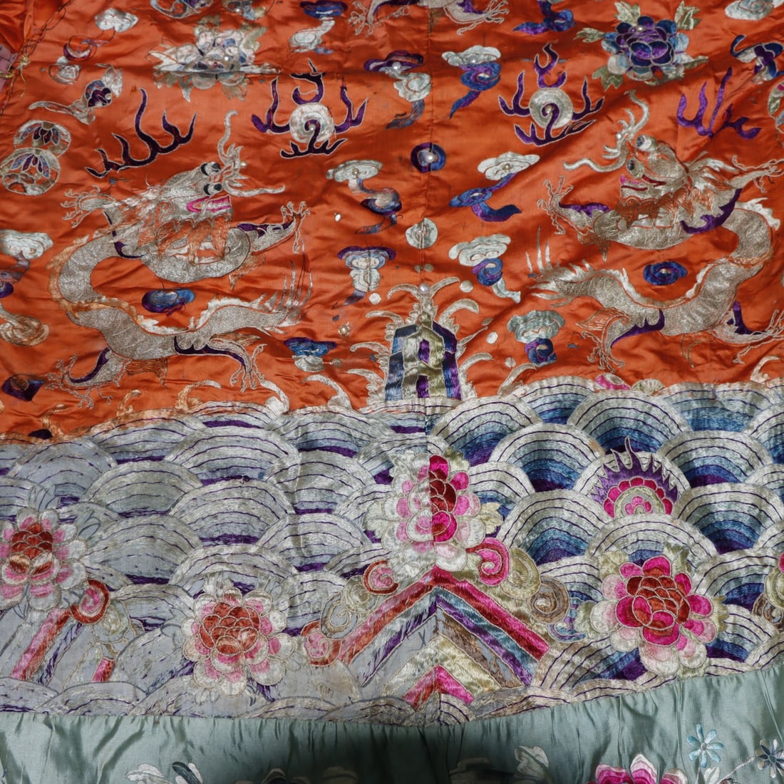 An Exquisite Kesi Dragon Pattern Flower Pattern Seawater Pattern Imperial Robe - 2