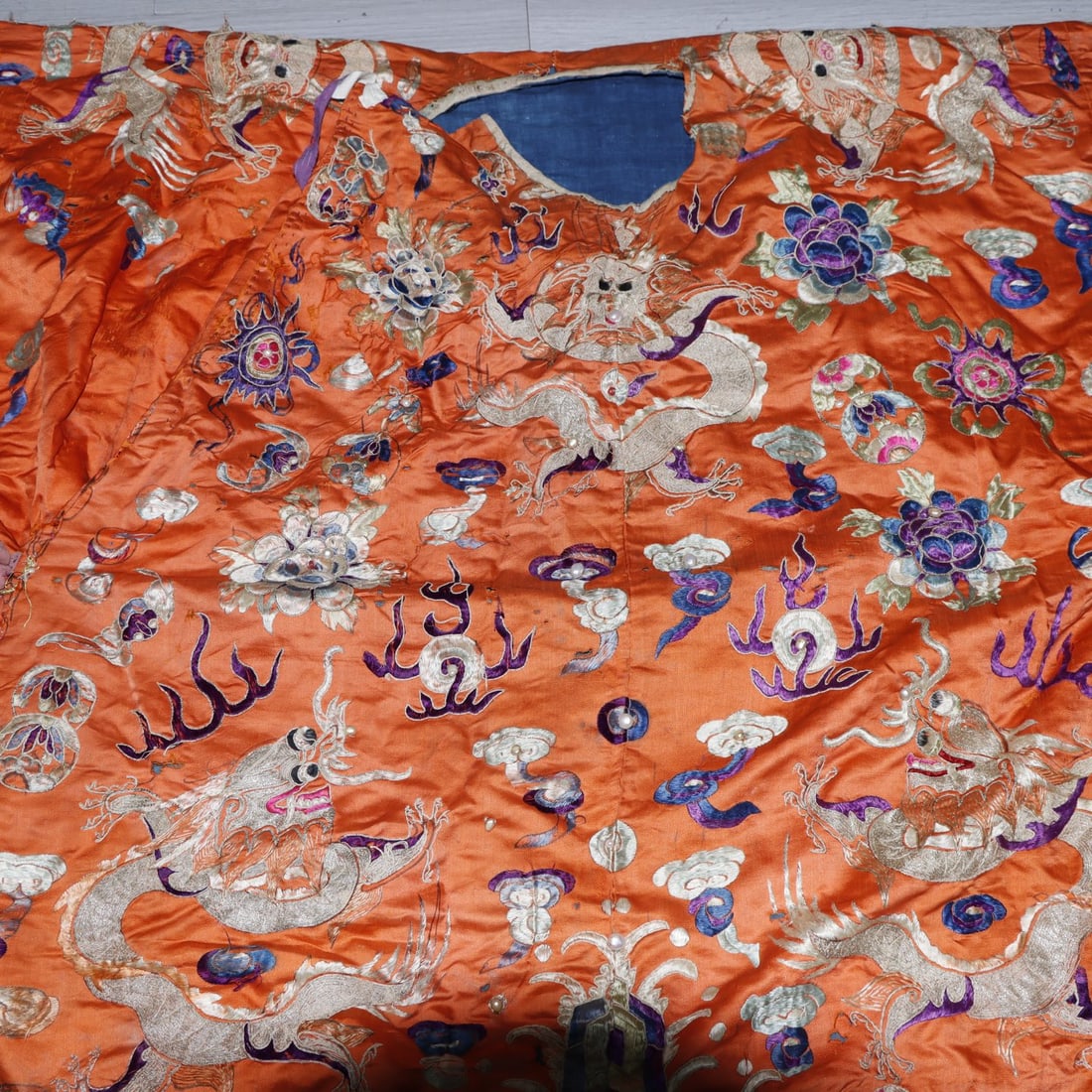 An Exquisite Kesi Dragon Pattern Flower Pattern Seawater Pattern Imperial Robe - 5