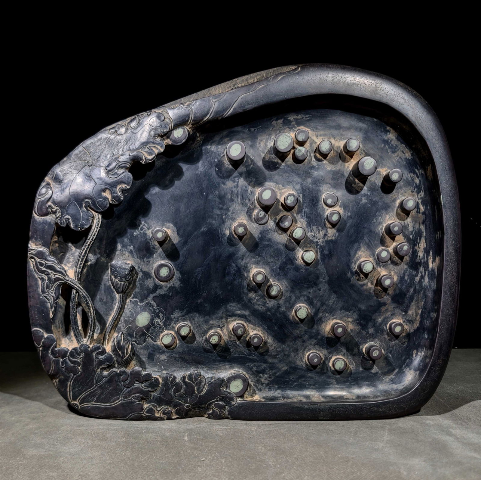 An Exquisite Flower Pattern with poem Inkstone: An Exquisite Flower Pattern with poem Inkstone Qin dashi Size:36.7cmx29.7cmx3.1cm (The Dimensions Of All Batches Are Manually Measured.If You Need More Detailed Information, Please Contact Our