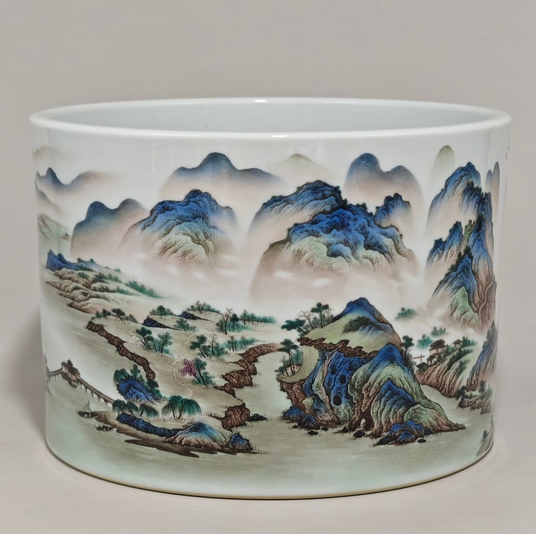 An Exquisite Enamel Landscape Pattern Brush Pot - 2