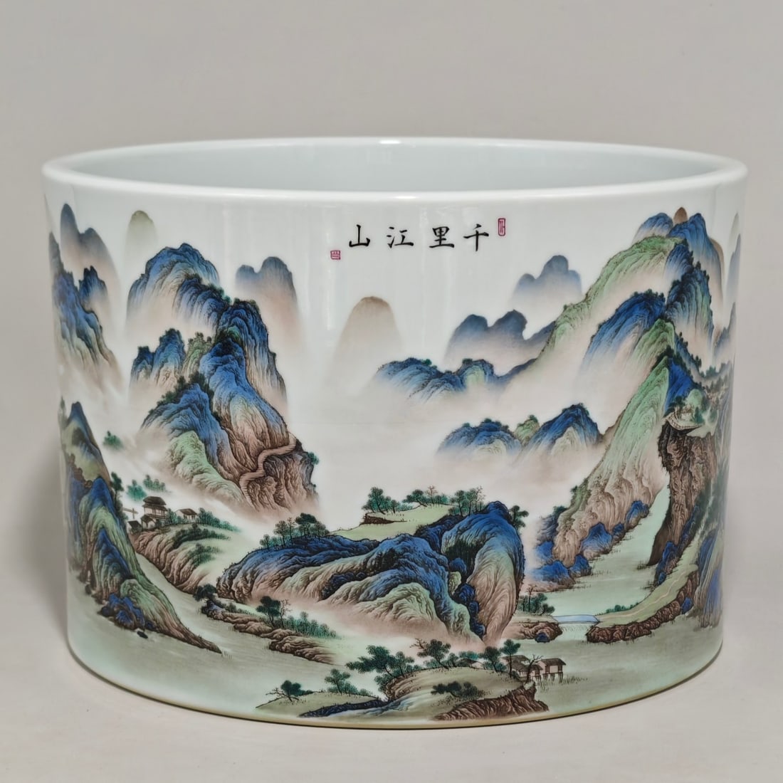 An Exquisite Enamel Landscape Pattern Brush Pot - 3