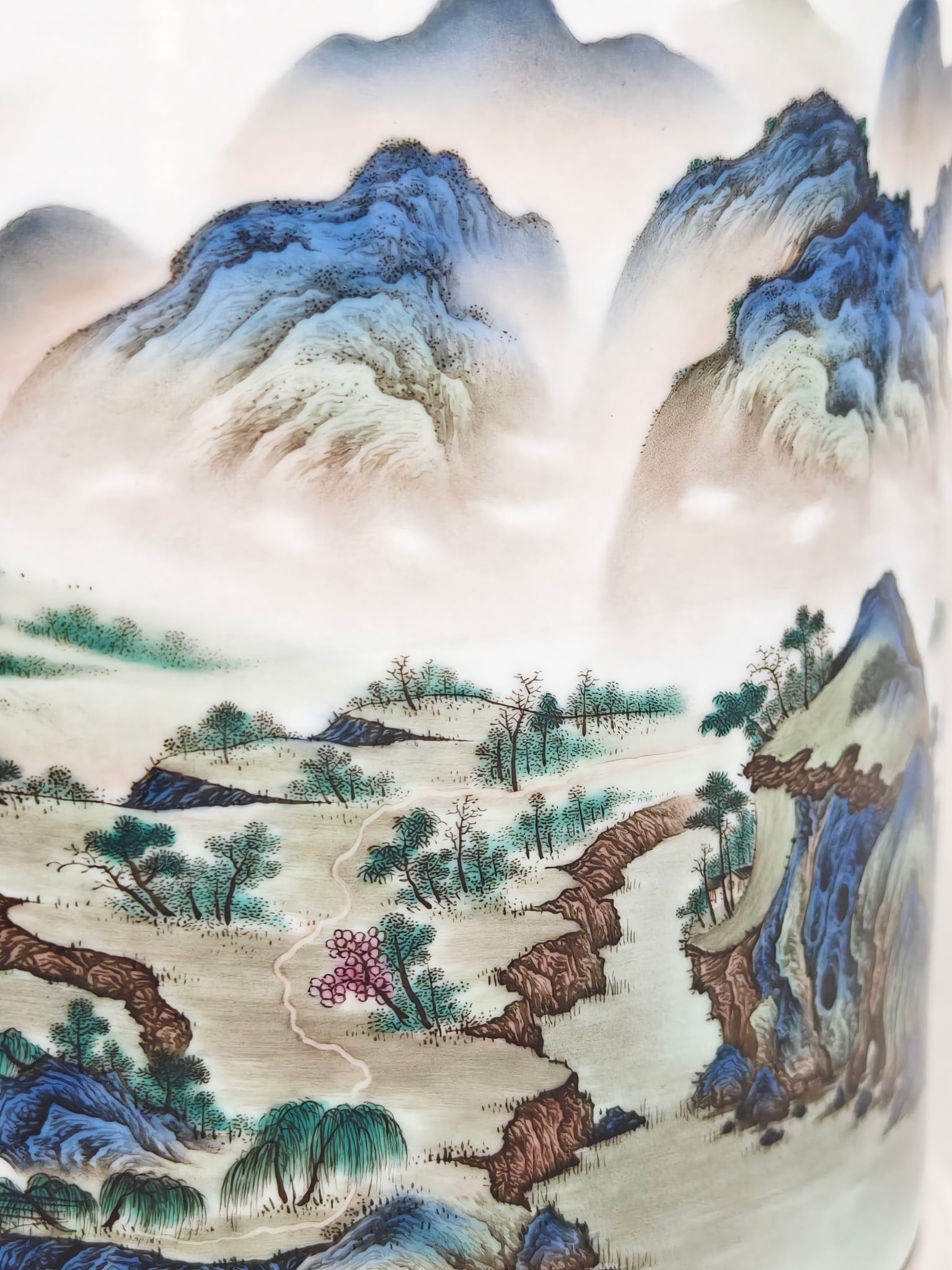 An Exquisite Enamel Landscape Pattern Brush Pot - 8