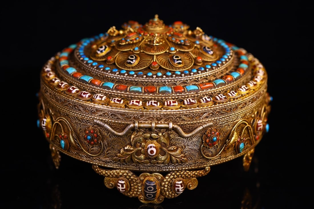 An Exquisite Silver Inlaid Gems Flower Pattern Box - 8