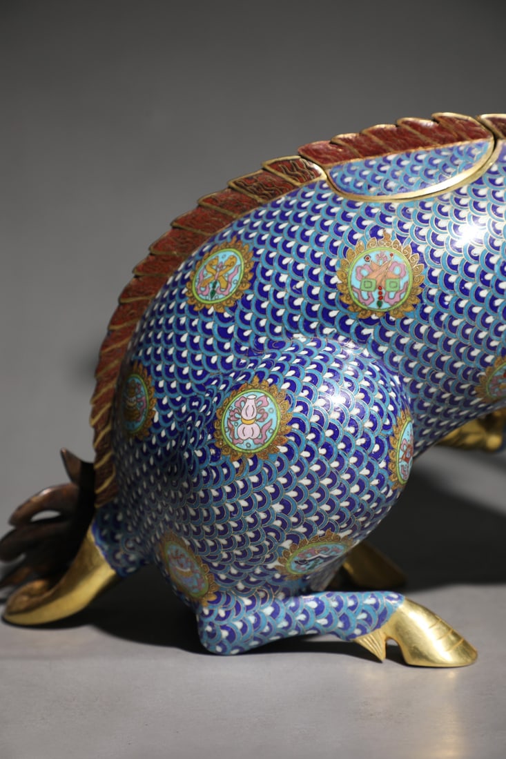 An Exquisite Cloisonne Kylin Ornament - 8
