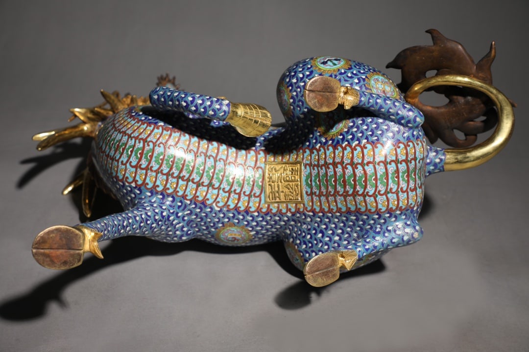 An Exquisite Cloisonne Kylin Ornament - 9