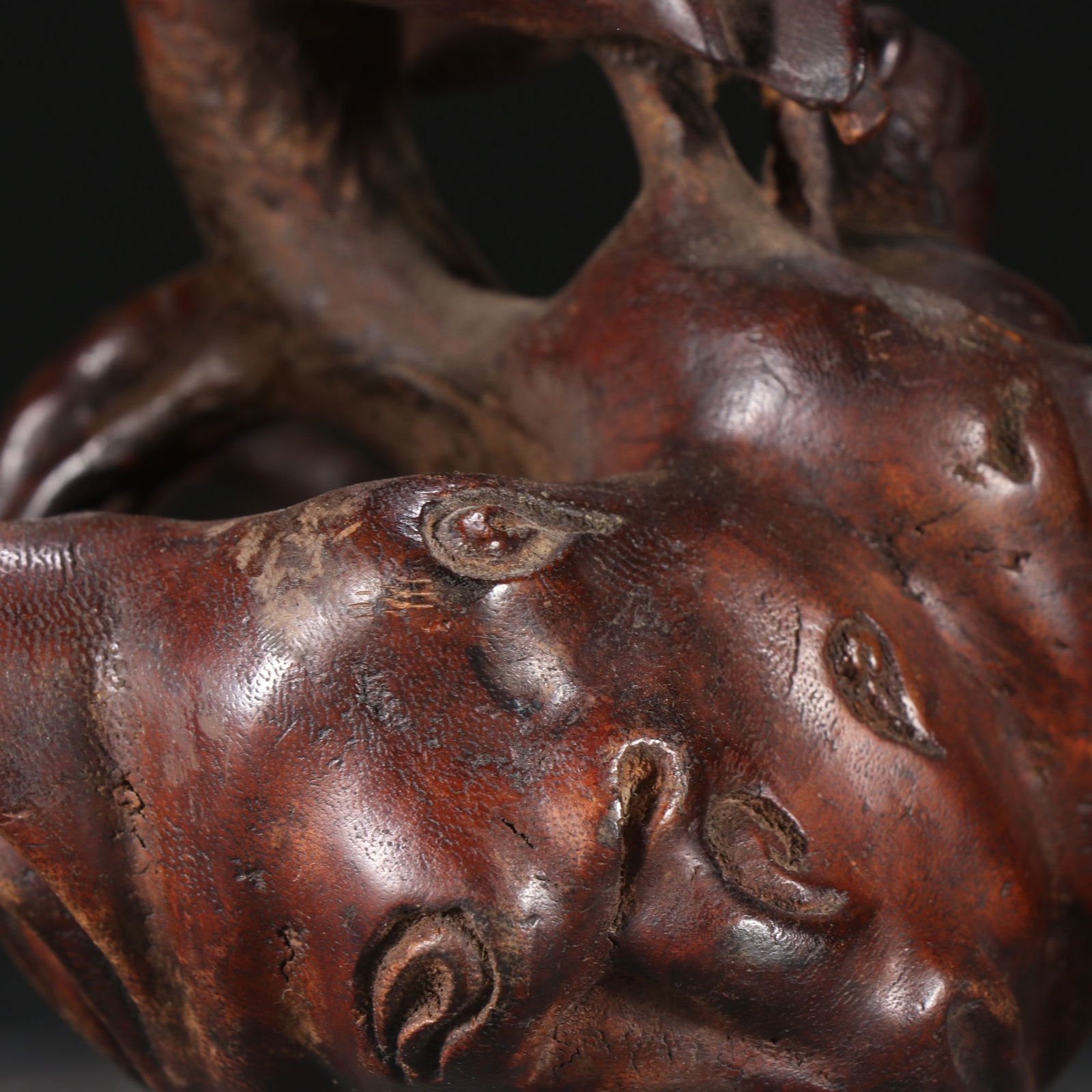 An Exquisite Eaglewood Figure Pattern Brush Washer - 7