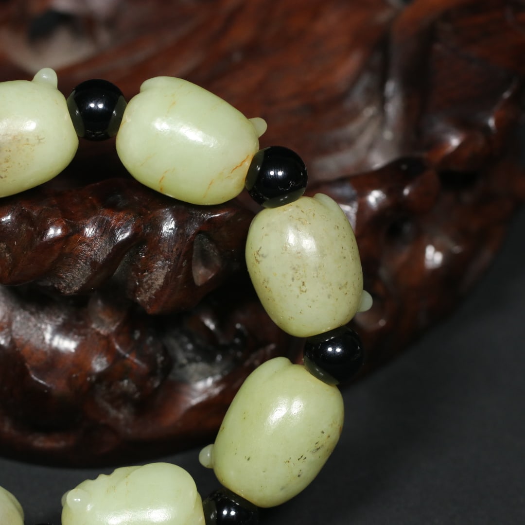 An Exquisite White Jade Bracelets - 8