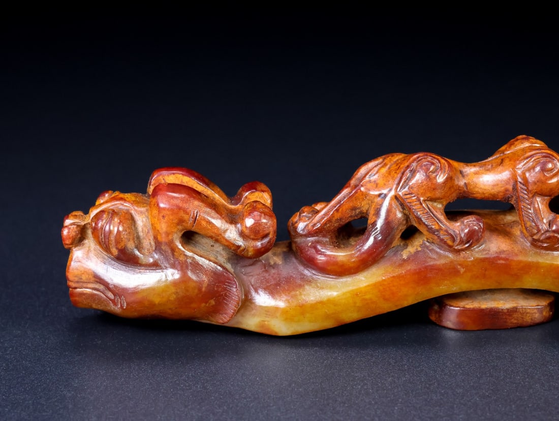 An Exquisite White Jade Dragon Pattern Ornament - 2