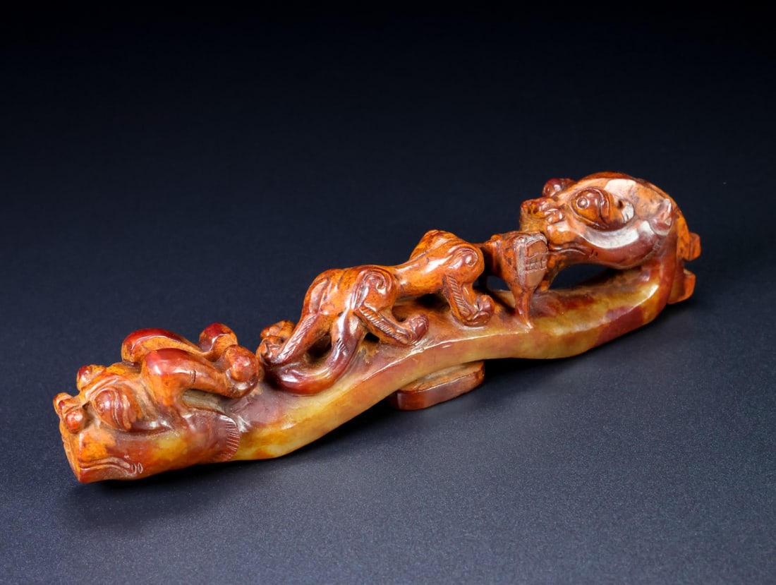 An Exquisite White Jade Dragon Pattern Ornament - 4