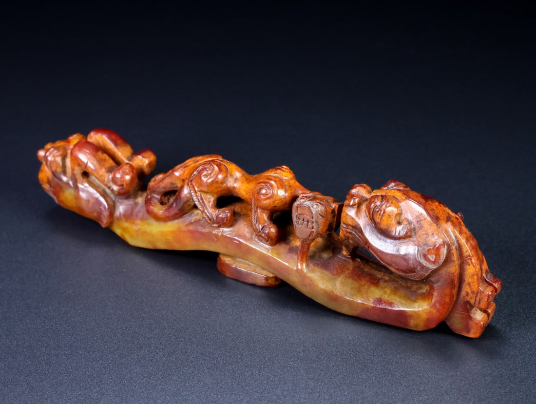 An Exquisite White Jade Dragon Pattern Ornament - 5