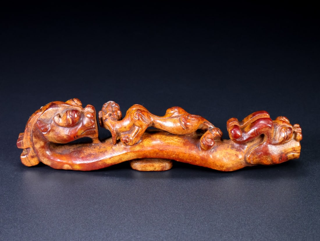 An Exquisite White Jade Dragon Pattern Ornament - 6