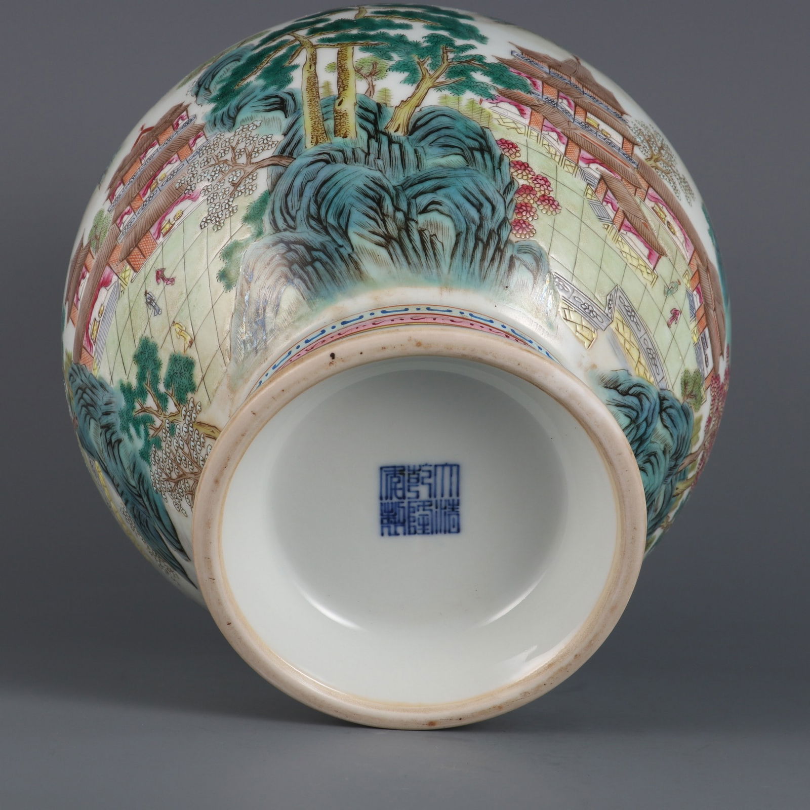 An Exquisite Famille-Rose Landscape Pattern Lotus Pattern Vase - 9