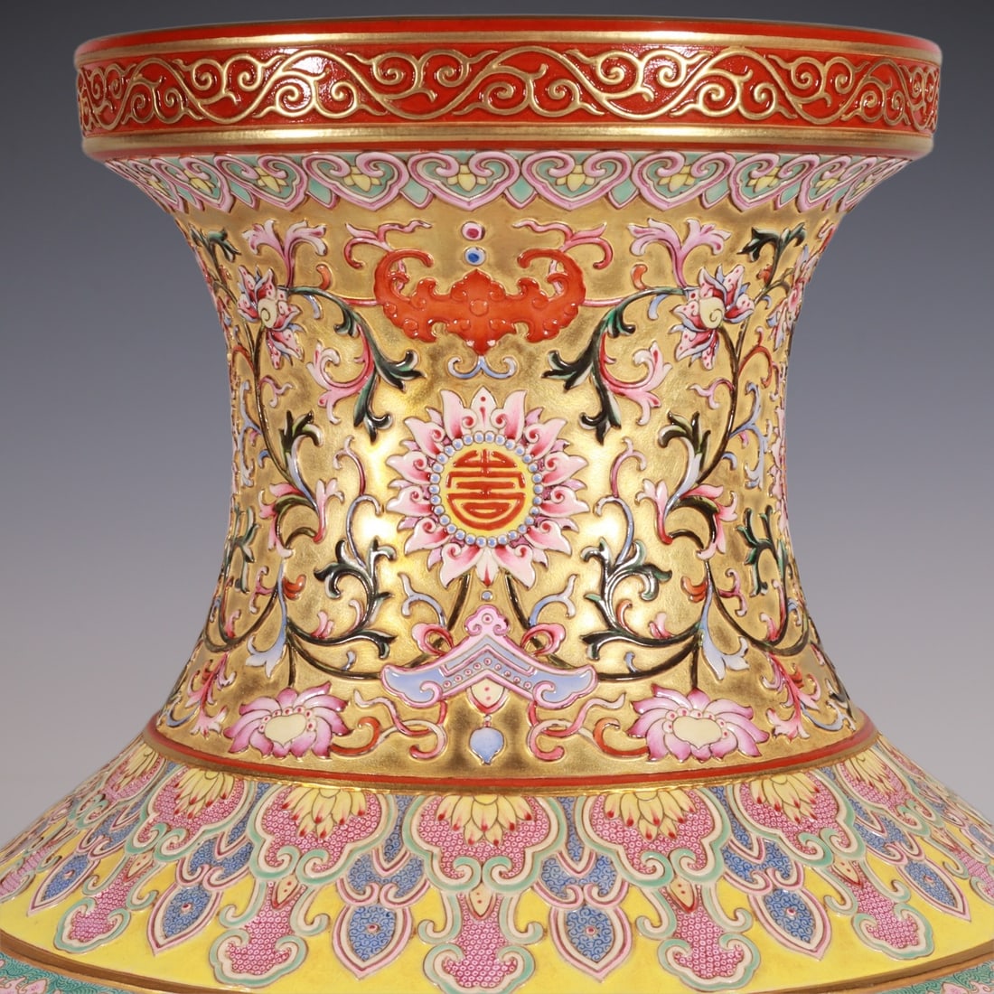 An Exquisite Enamel Bats and Peach Pattern Lotus Pattern Dragon Pattern Seawater Pattern Vase - 2