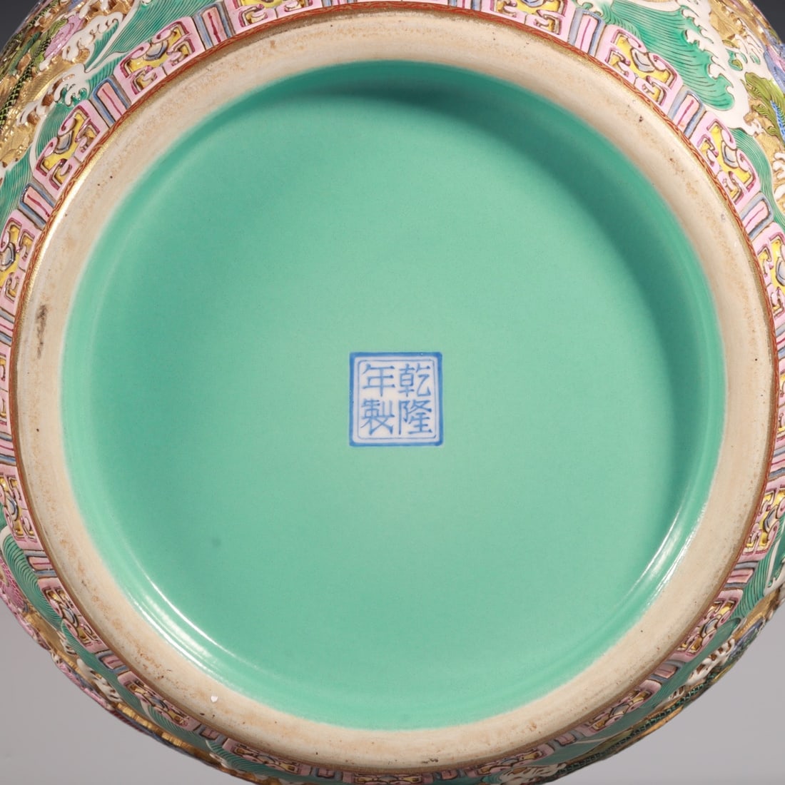 An Exquisite Enamel Bats and Peach Pattern Lotus Pattern Dragon Pattern Seawater Pattern Vase - 9