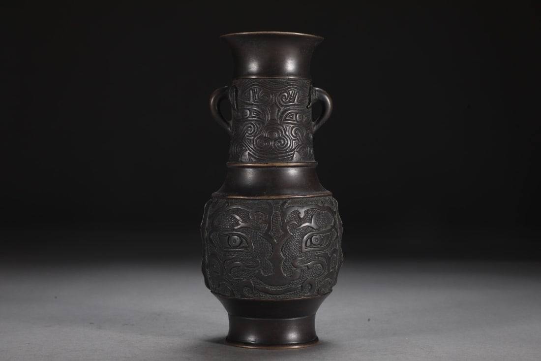 An Exquisite Bronze Beast-Face Pattern Double-Ears Vase - 4