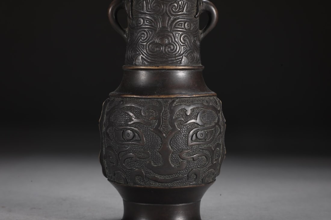 An Exquisite Bronze Beast-Face Pattern Double-Ears Vase - 7