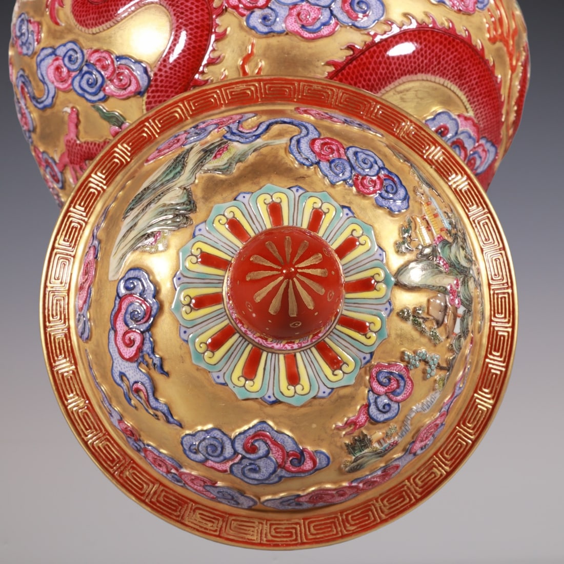 An Exquisite Enamel Dragon Pattern Seawater Pattern Jar - 7