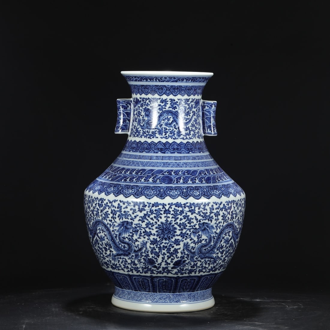 An Exquisite Blue and White Lotus Pattern Seawater Pattern Dragon Pattern Double-Ears Vase - 2