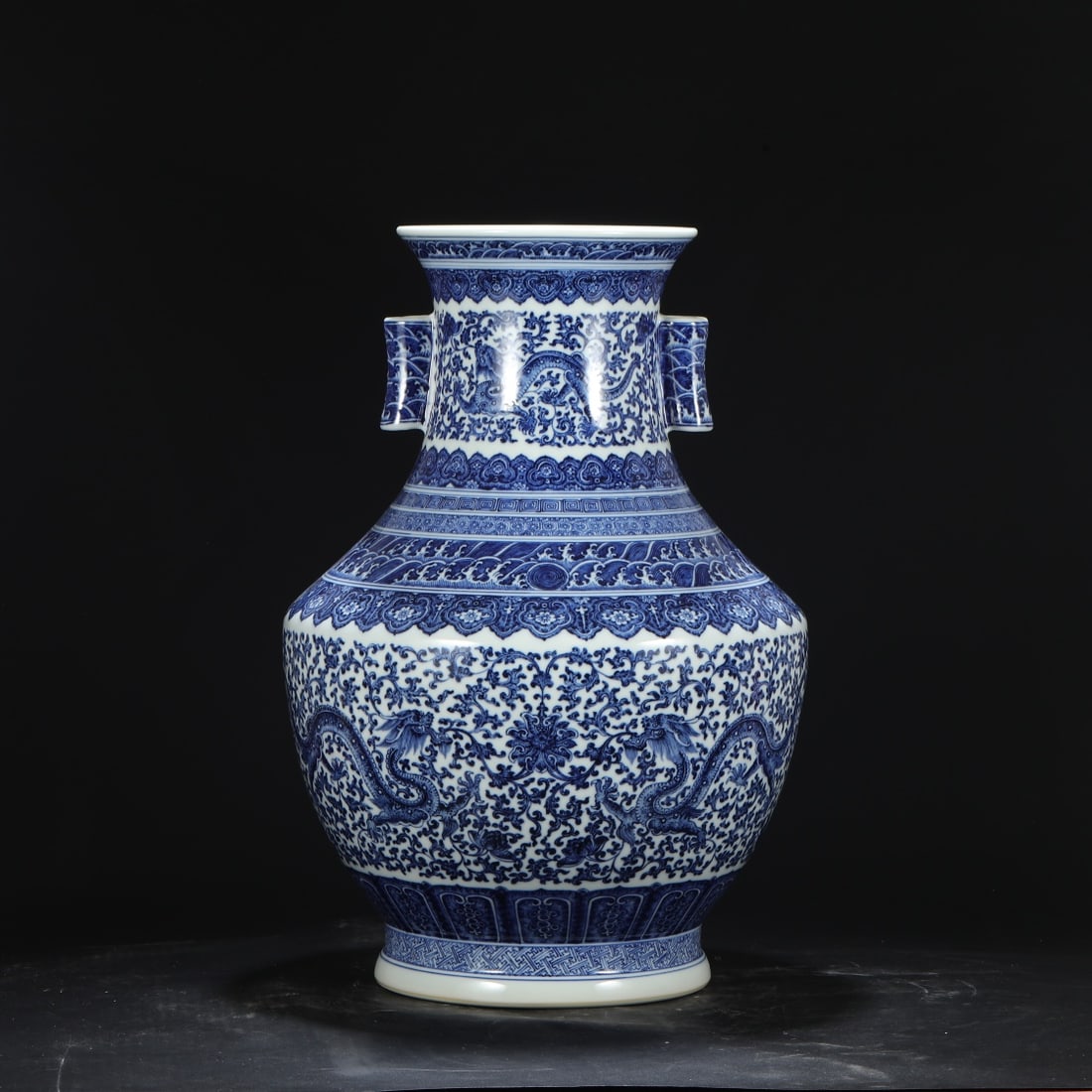 An Exquisite Blue and White Lotus Pattern Seawater Pattern Dragon Pattern Double-Ears Vase - 8