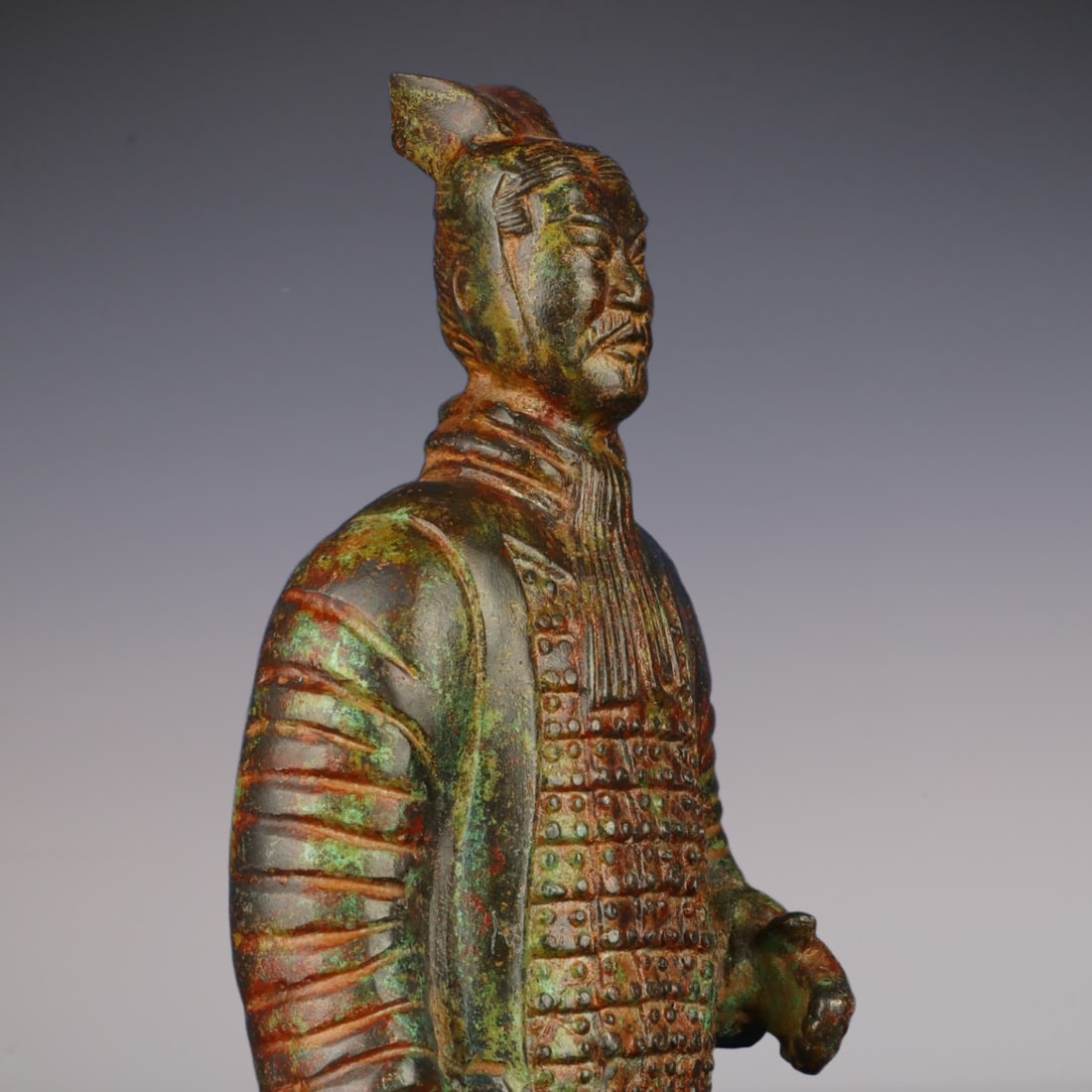 An Exquisite Bronze Figure Ornament - 5