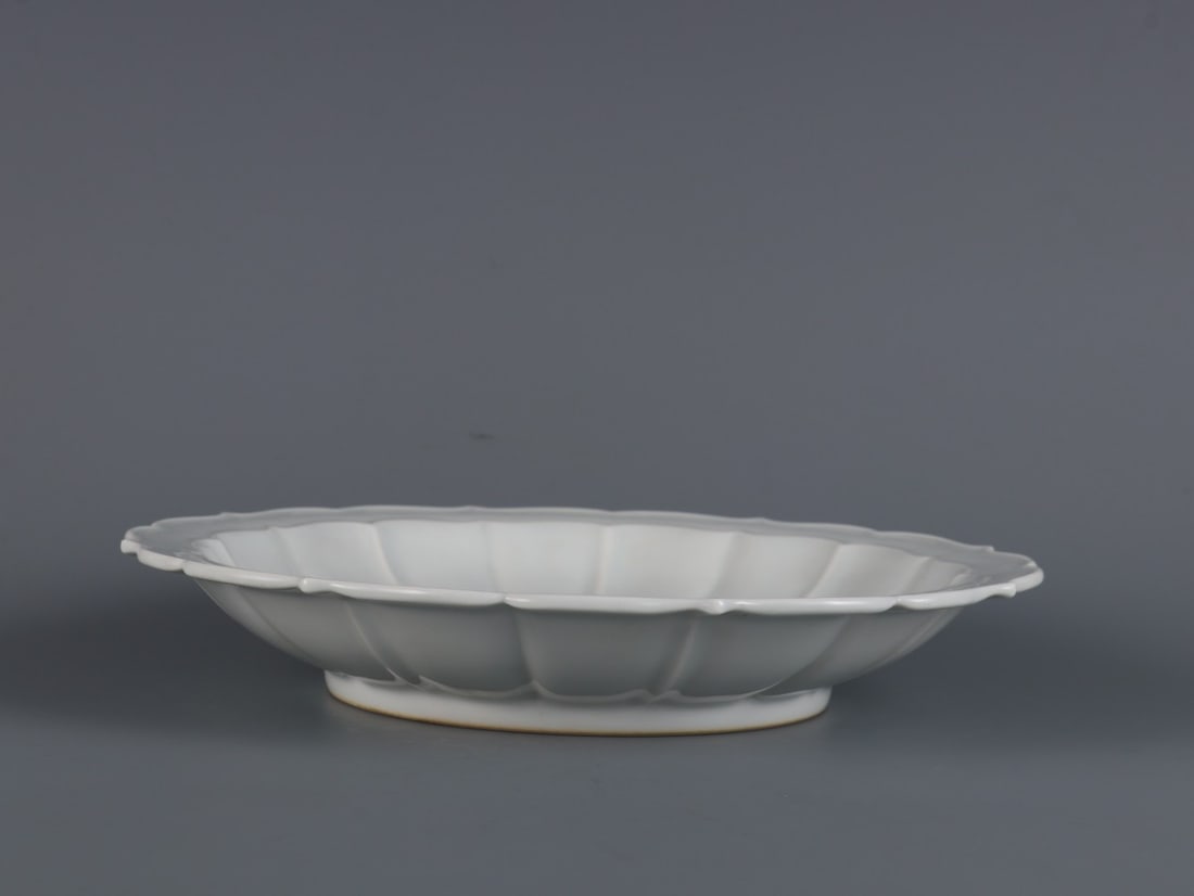 An Exquisite Famille-Rose Flower Pattern Plate - 6