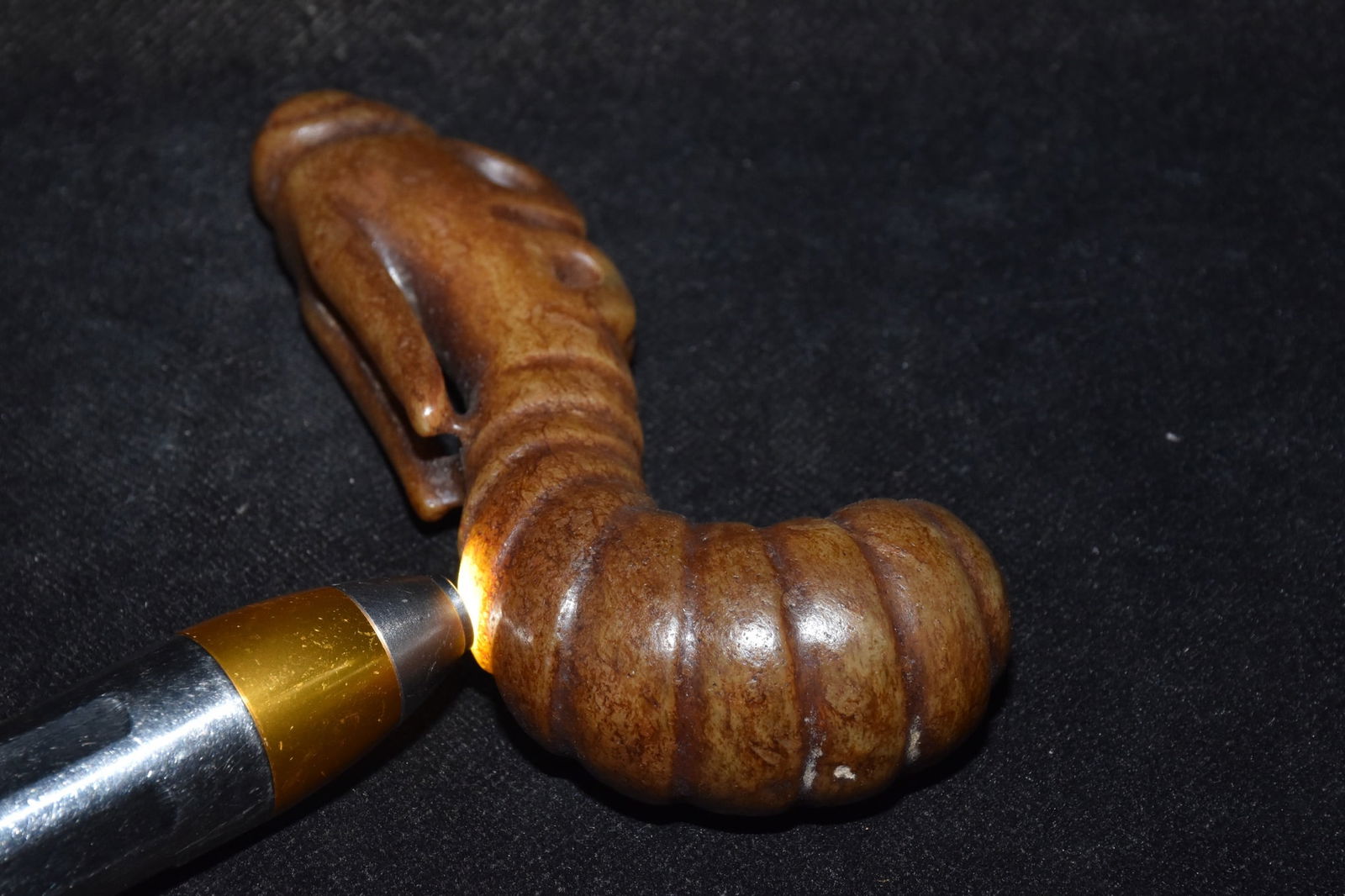 An Exquisite Hemo Jade Dragon Hook - 7