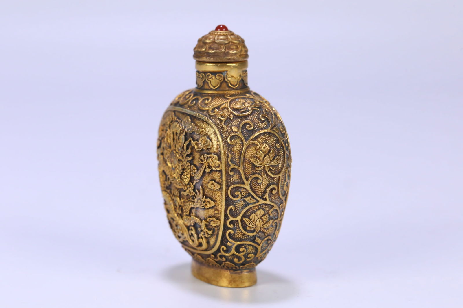 A fine copper gilt dragon pattern snuff bottle - 2