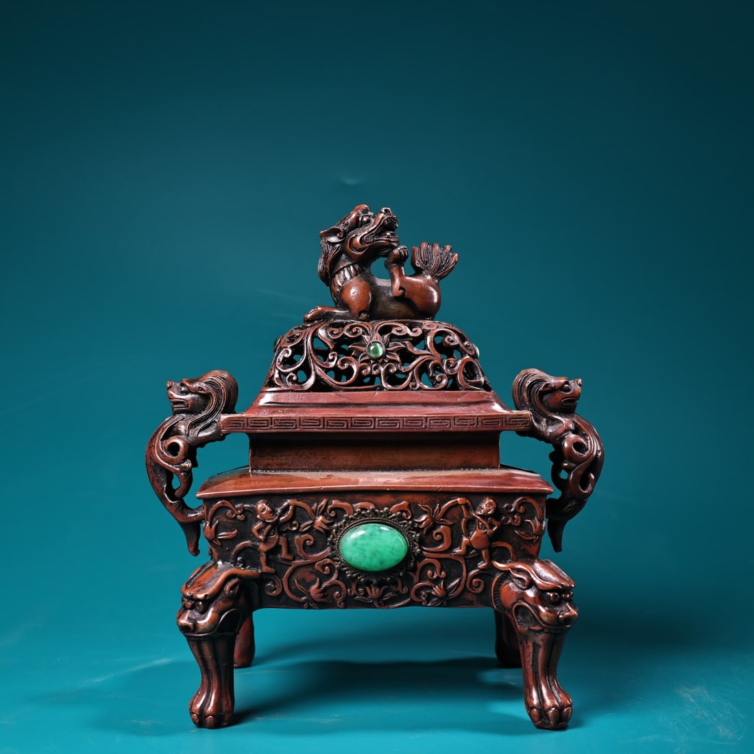 A fine pure copper all-copper high relief engraving lion lid incense burner: Exquisite pure copper full copper high relief engraving lion cover incense burner Size:H:21cm W:18cm W:1.572kg (The Dimensions Of All Batches Are Manually Measured.If You Need More