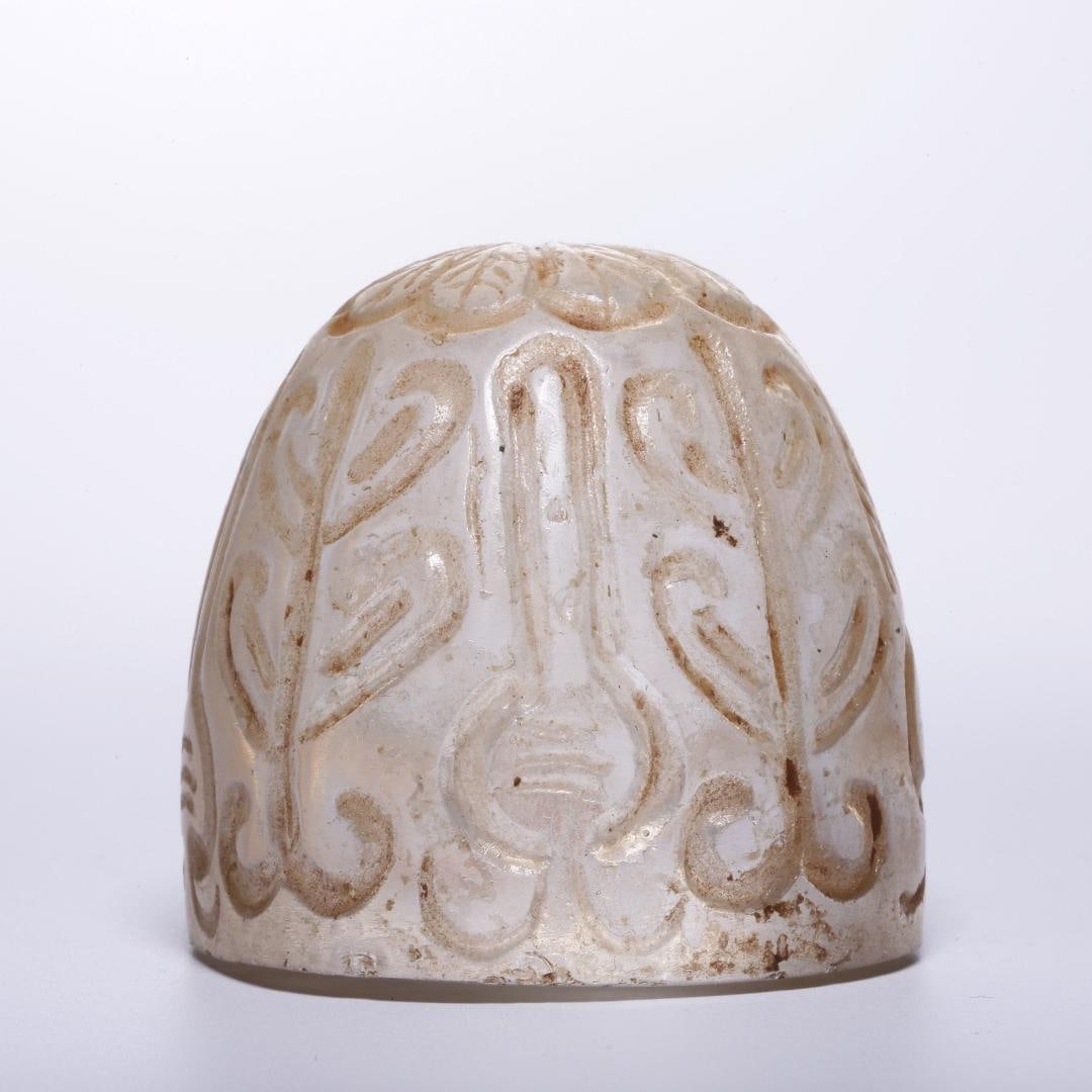 A beautiful glazed floral paperweight: Exquisite glazed floral pattern paperweights Size:H:5cm D:5cm W:0.21kg (The Dimensions Of All Batches Are Manually Measured.If You Need More Detailed Information, Please Contact Our