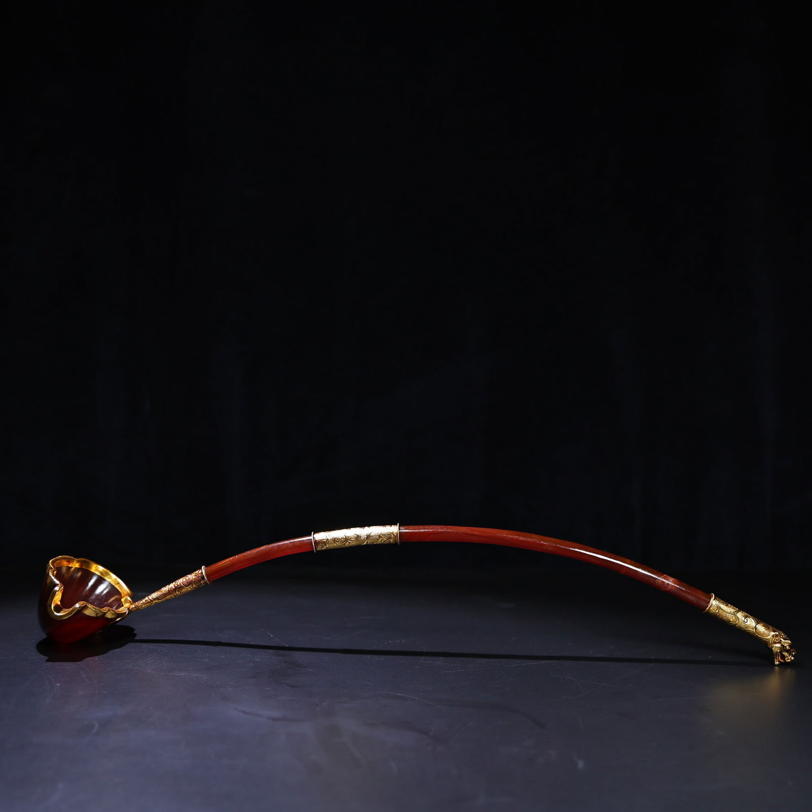 A fine agate copper gilt inlaid spoon: Exquisite agate copper gilt inlaid spoon Size:450x82x54x9mm (The Dimensions Of All Batches Are Manually Measured.If You Need More Detailed Information, Please Contact Our Customer