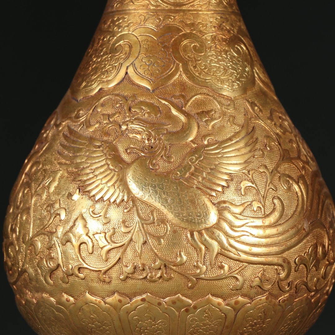 A copper-gilt phoenix pattern vase from the Qing Dynasty - 6
