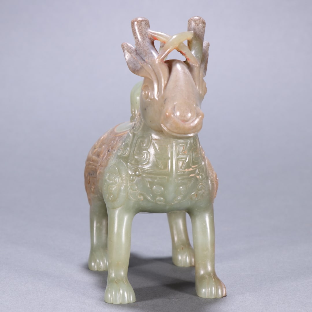 A beautiful Hetian jade deer ornament - 7