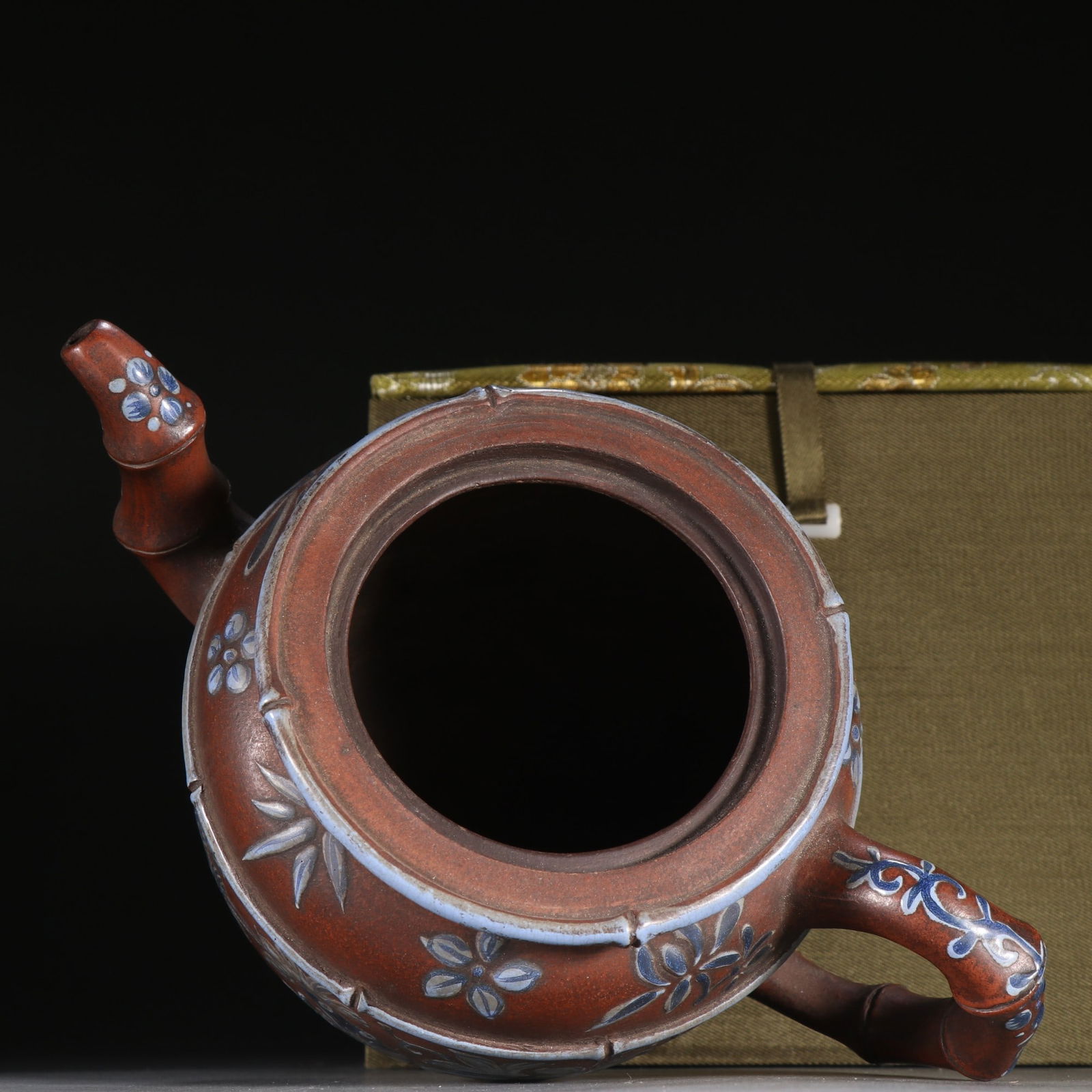 A famous colorful melon teapot - 8