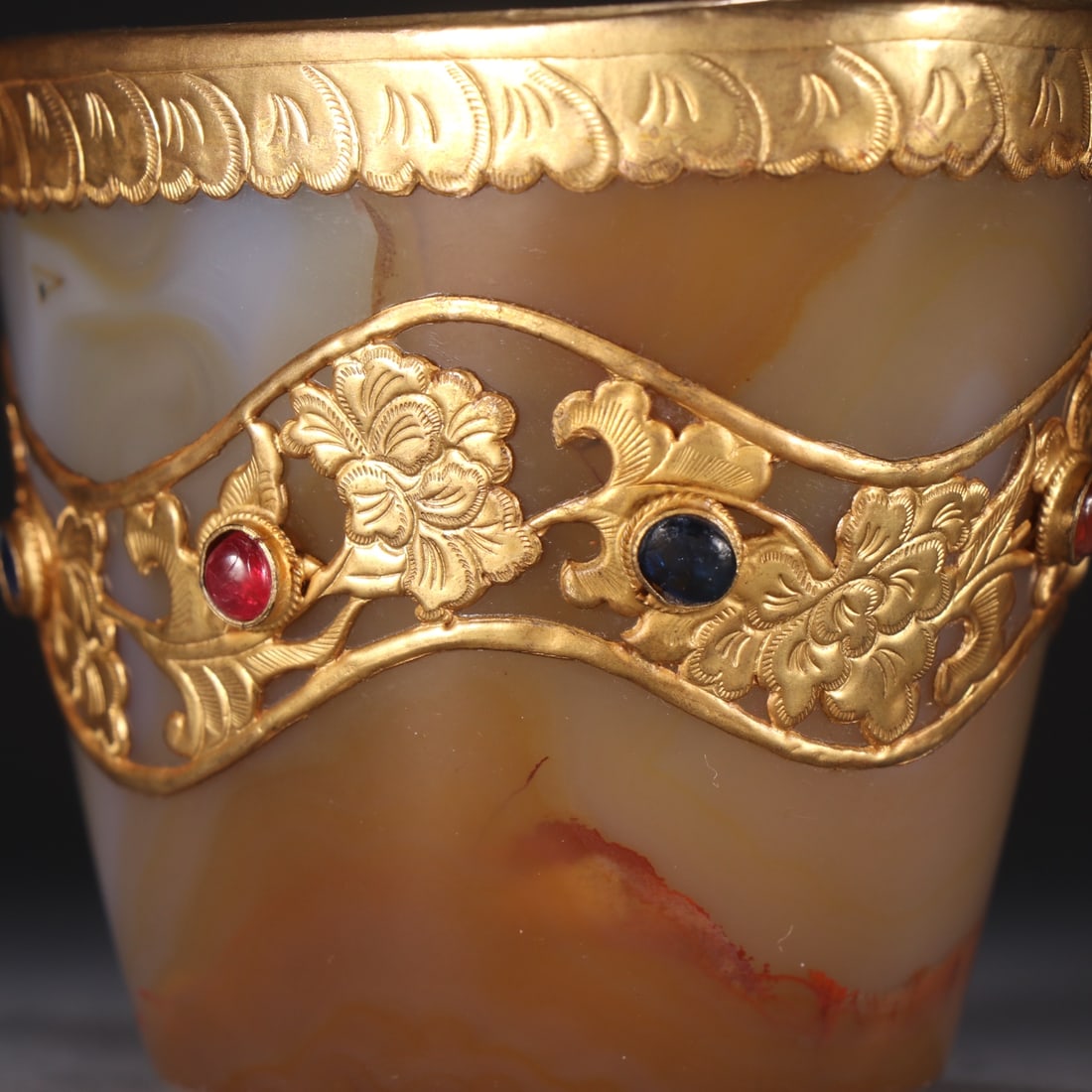 A beautiful gold-clad agate cup - 7