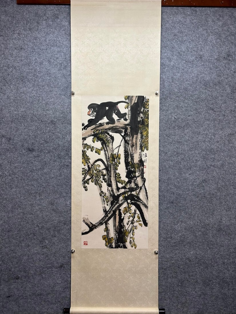 A fine painting by Zhang Peng: Zhang Peng's fine paintings Size:PaintingcoreSize:110cmx48cm (The Dimensions Of All Batches Are Manually Measured.If You Need More Detailed Information, Please Contact Our Customer