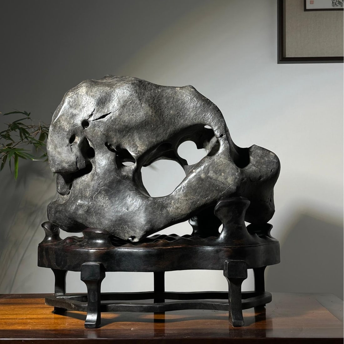 A piece of exquisite Taihu stone: Exquisite Taihu Lake stone Size:H:55cmW:52cmT:20cm (The Dimensions Of All Batches Are Manually Measured.If You Need More Detailed Information, Please Contact Our Customer Service Before Bidding.)