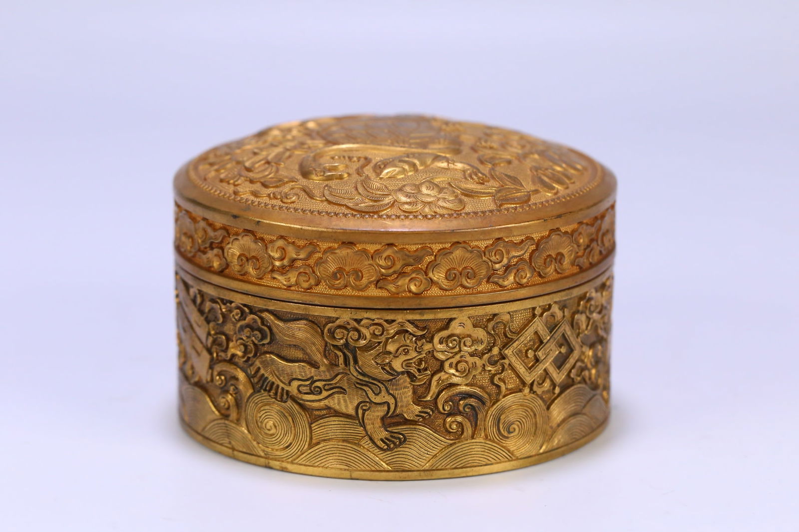 A beautiful copper gilt basalt lid box - 2